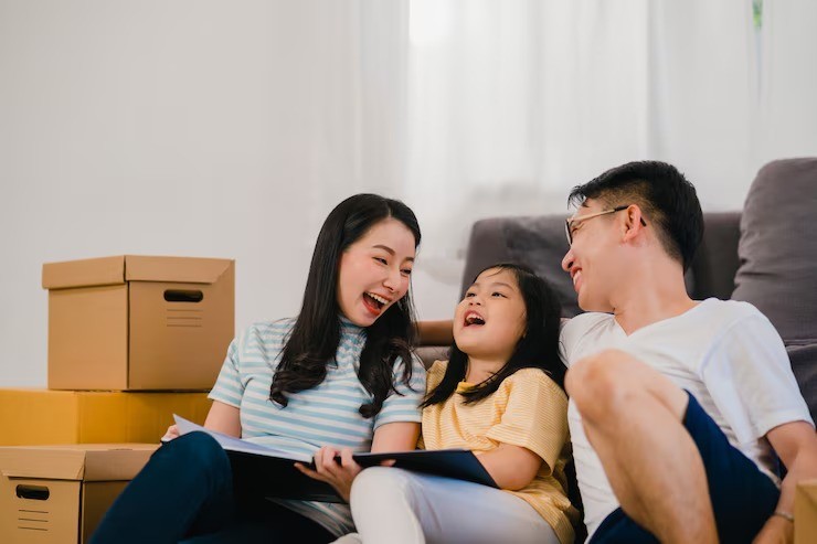 anak meniru orang tua, role model anak, perilaku orang tua yang ditiru anak, parenting positif, anak belajar dari orang tua, contoh sikap baik untuk anak, membentuk karakter anak, tips mendidik anak, pola asuh sehat, anak mengamati orang tua